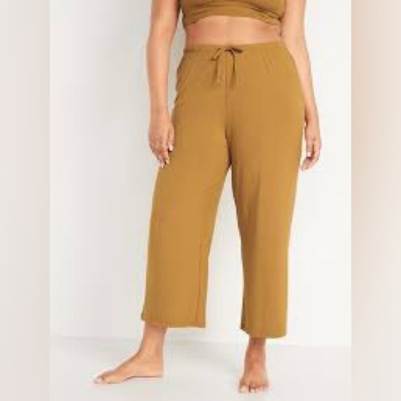Old Navy Pants - Old Navy Pajama Pant Cropped Sunday Sleep Mustard Yellow Size Medium